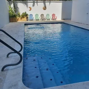 Apartment Sea Breeze Vacation Ll En Mar, San Juan